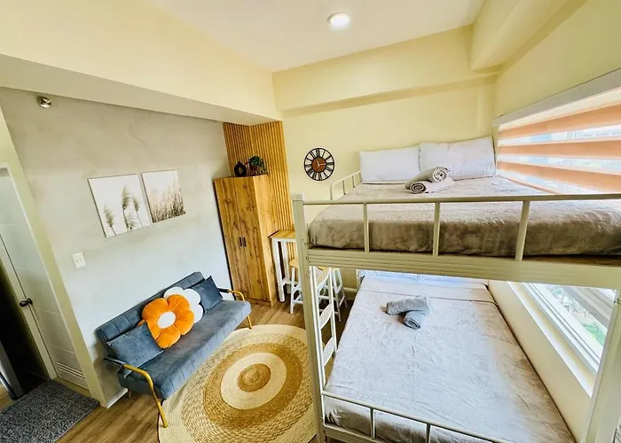 Northwoods Place Condo, Fast Wifi, 2 Beds- * Mandaue City