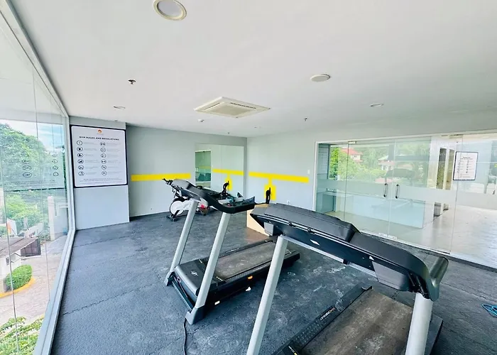 Apartment Northwoods Place Condo, Fast Wifi, 2 Beds- Mandaue City